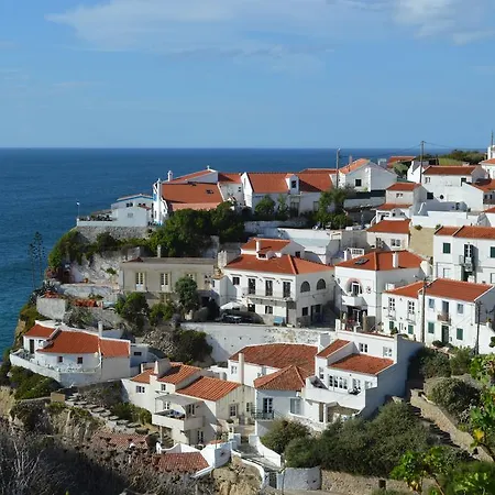Casalinho De Santo Antonio 3*